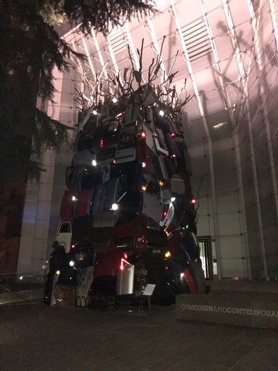 Energy Free Tree, l’originale ideato dall’artista Gianni Pettena per Museion a Bolzano